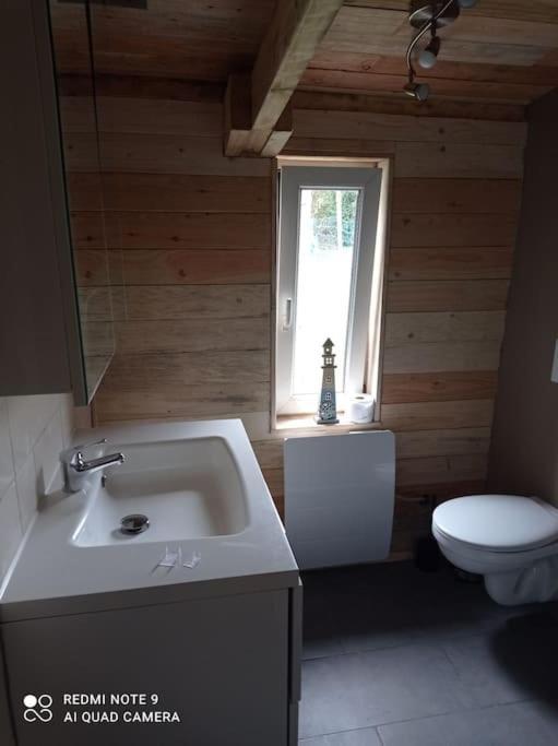 Villa Le P'Tit Nid : Mini Loft Pour 2 A 4 Personnes Tellin Exterior foto